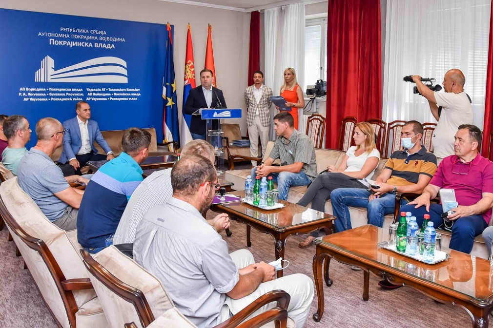 Za projekte pošumljavanja u Vojvodini dodeljeno blizu 100 miliona dinara (2)