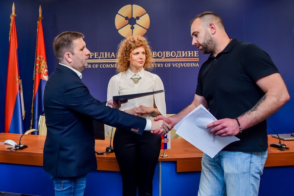Vojvodina izdvaja sve više novca za unapređenje pčelarstva (4)