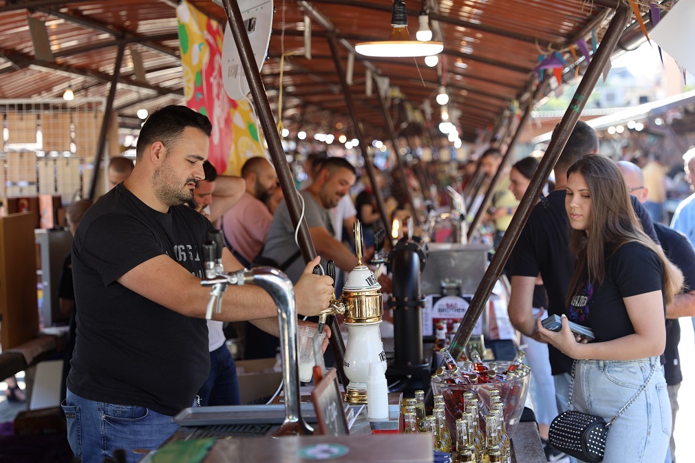 Novosadski noćni bazar na Ribljoj pijaci (3)