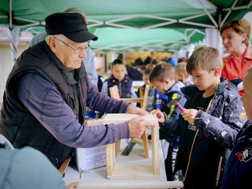 U Ruskom Krsturu održan Sajam starih zanata (2)