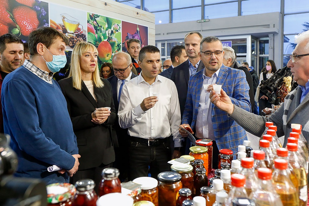Otvoren Međunarodni sajam voćarstva, povrtarstva i vinogradarstva – Agro Belgrade (1)