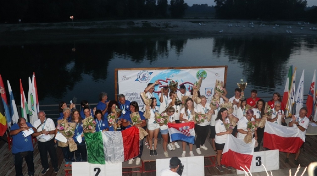 U Apatinu održano 29. Svetsko prvenstvo u pecanju za dame (1)