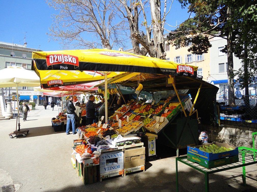 pula-226519_1280