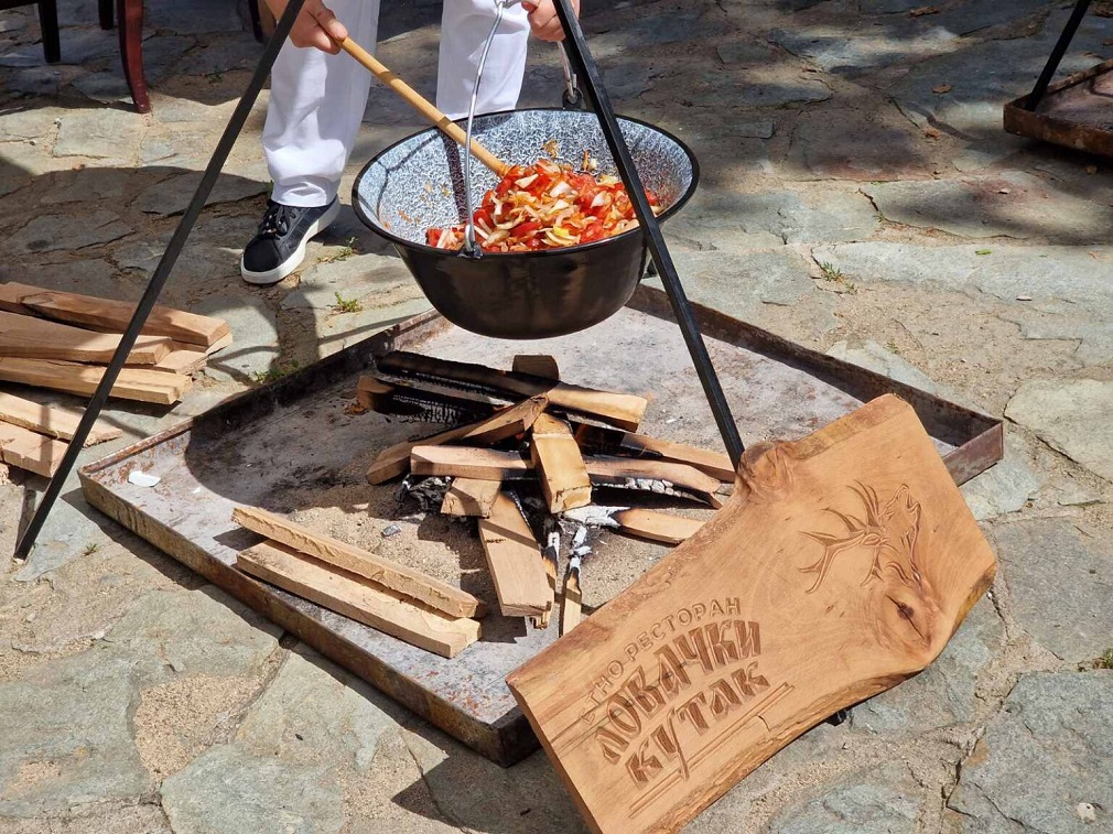 „Dani leskovačke mućkalice i šopskog folklora“ spajaju tradiciju, kulturu i istoriju (1)