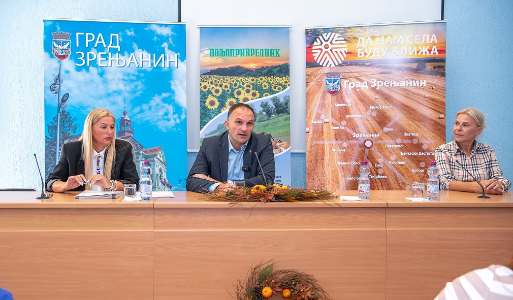 Dodeljeni ugovori zrenjaninskim poljoprivrednicima (2)