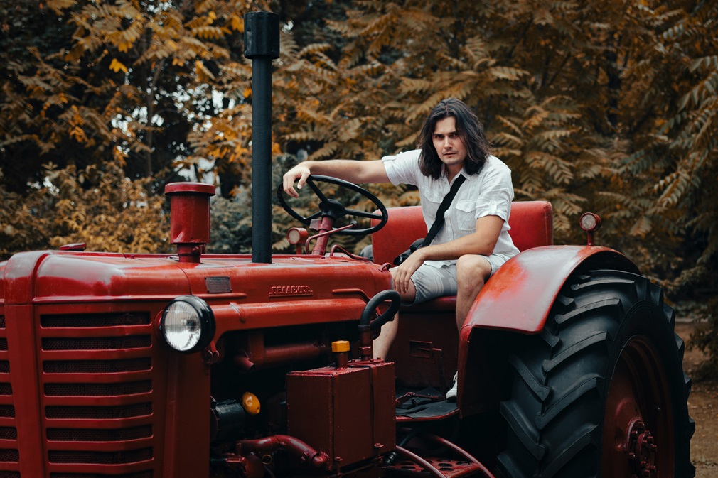 evgeni-adutskevich-9lC8YLT5uQ4-unsplash