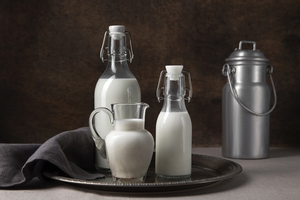bottles-milk-arrangement-still-life
