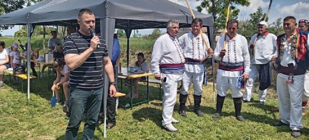 U Bačkom Dobrom Polju održana 17. Vojvođanska kosidba (2)