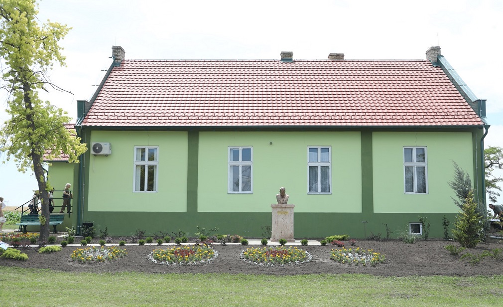 Obnovljeni Dom kulture dobilo i selo Šupljak kod Subotice (5)