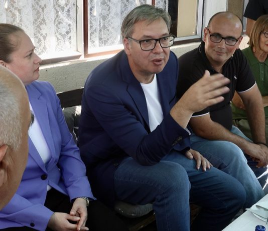 Vučić: „Poljoprivrednici mogu da dobiju velike subvencije za nabavku novih traktora“